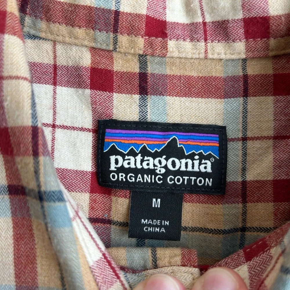 Patagonia Men’s Long Sleeve‎ Pima Cotton Shirt Plaid Sz M Tan Red